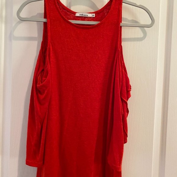 Great tank top with 3/4 sleeves and open shoulder detail - Picture 4 of 6